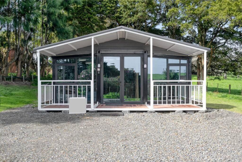 2 Bedrooms Cabin 5 Min To Pukekohe Town Centre 外观 照片
